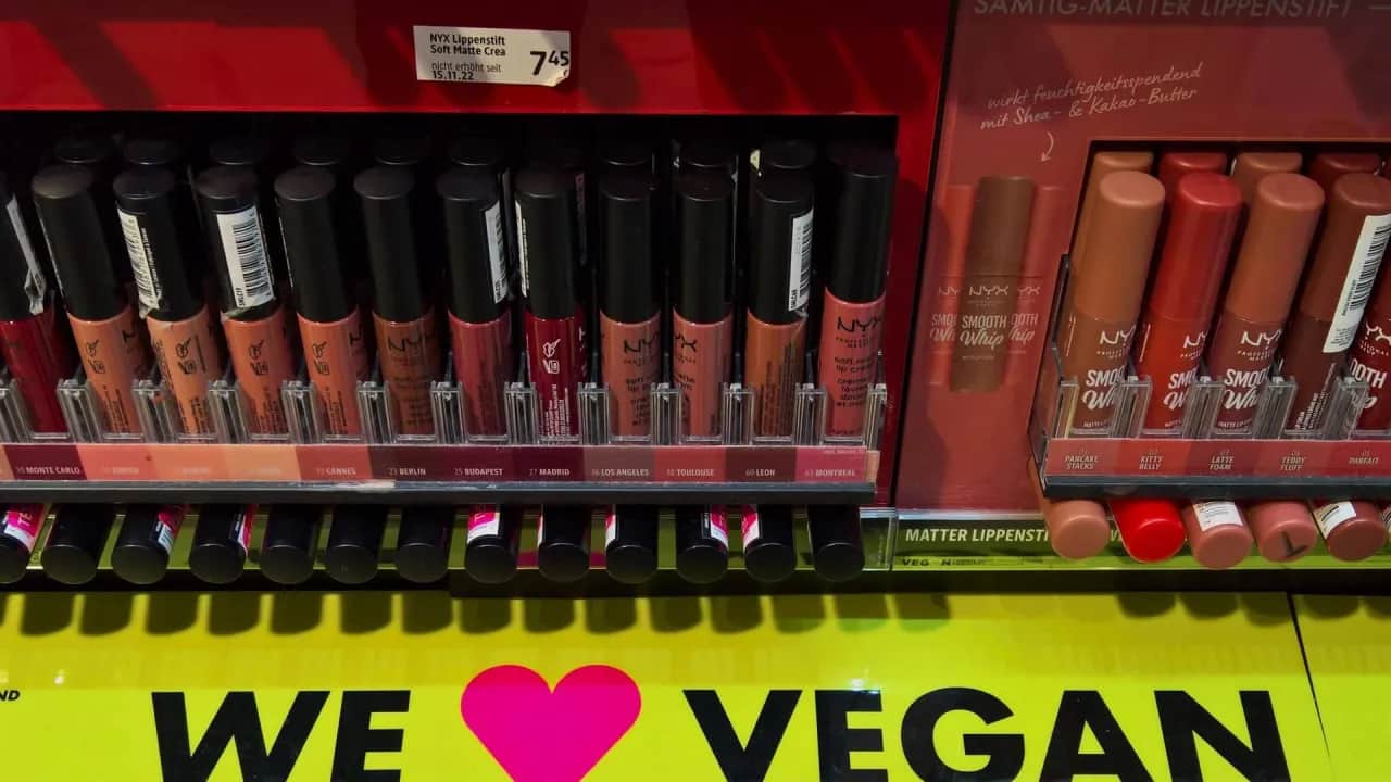 Tierversuchsfreie Kosmetik: Siegel-Guide & Markenliste (2024)