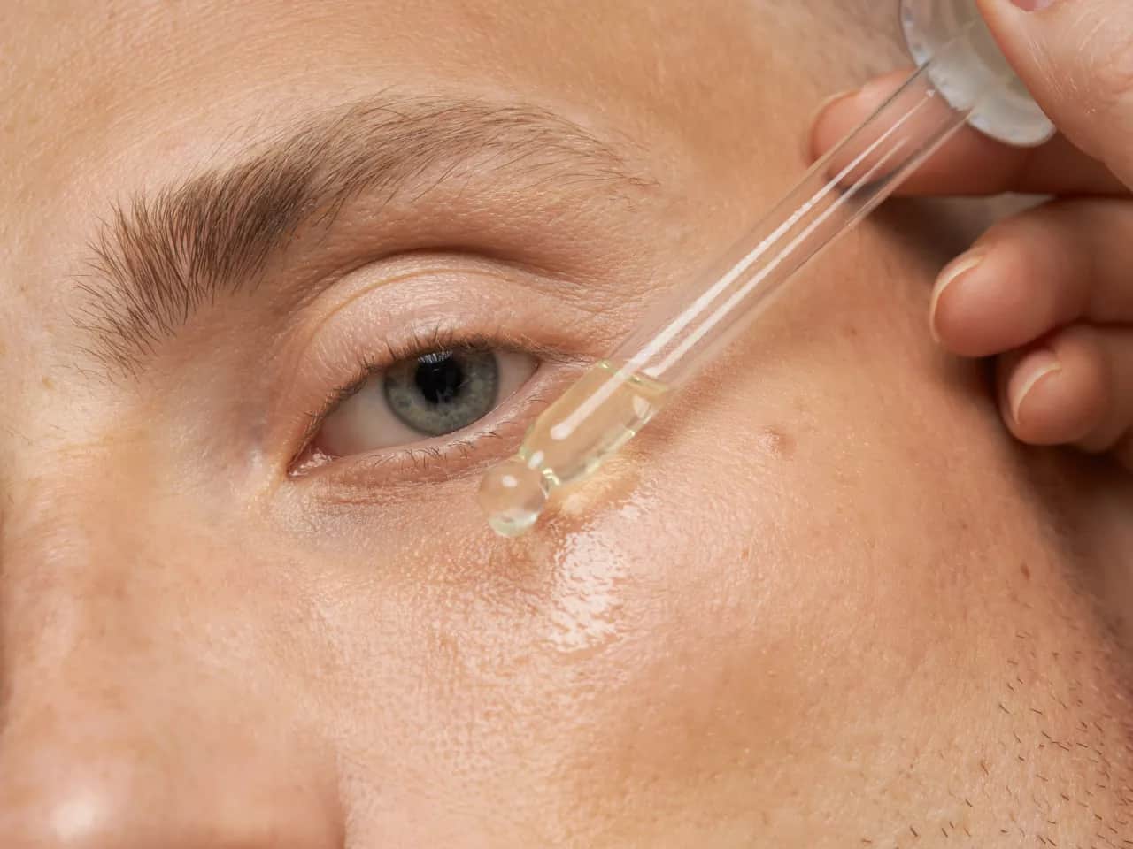 Trockene Gesichtshaut: Ursachen, Wirkstoffe & die perfekte Routine