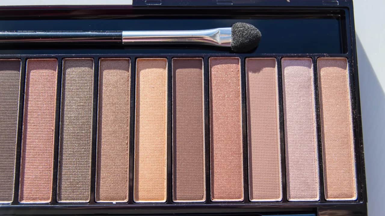 Grüne Augen schminken: Die besten Tipps & Tricks für strahlende Blicke