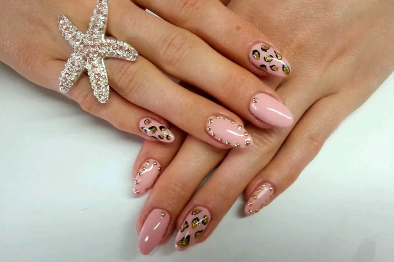 Nägel Make-up: So erzielen Sie den makellosen Natur-Look